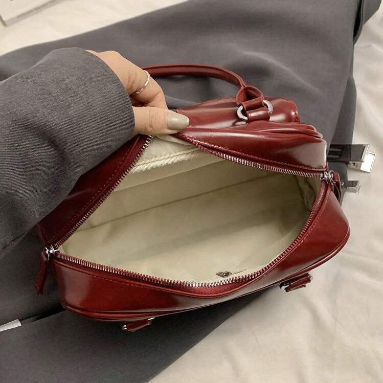 Retro Silver Shoulder Bag