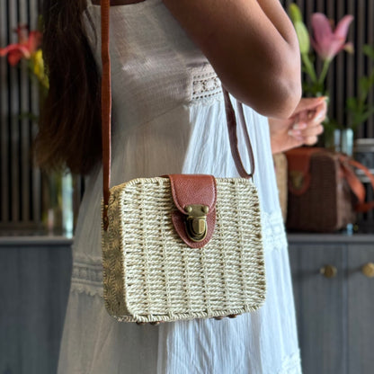 Jute Sling bag- Bali bag-trending beach bag