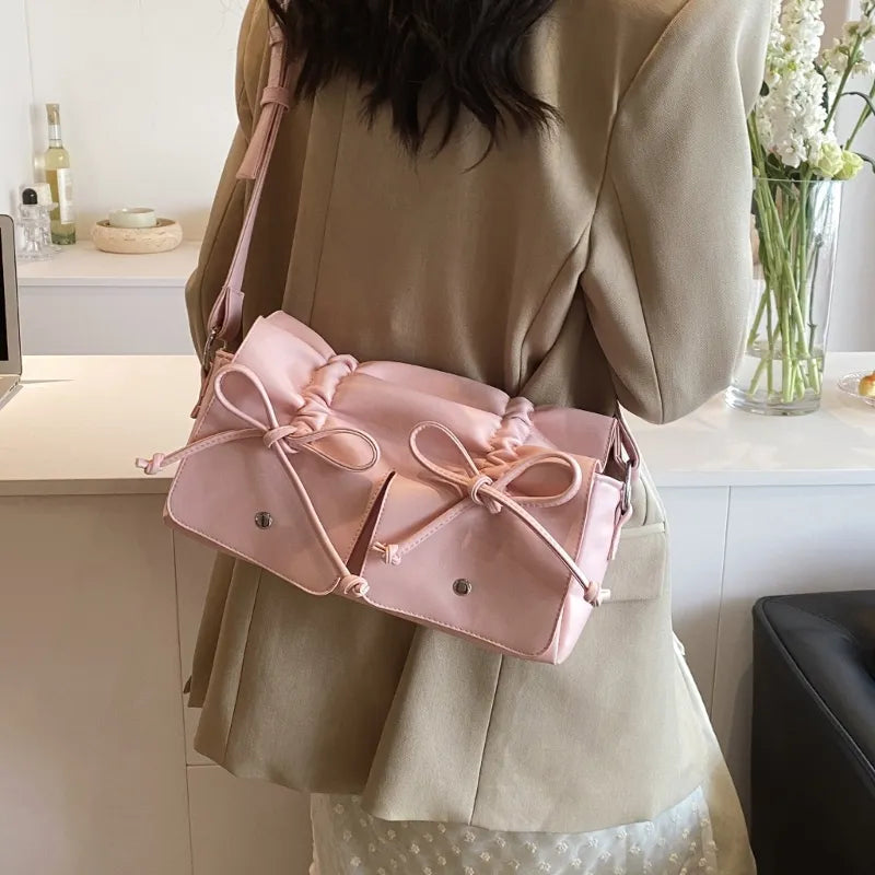 Multipocket Shoulder Bag
