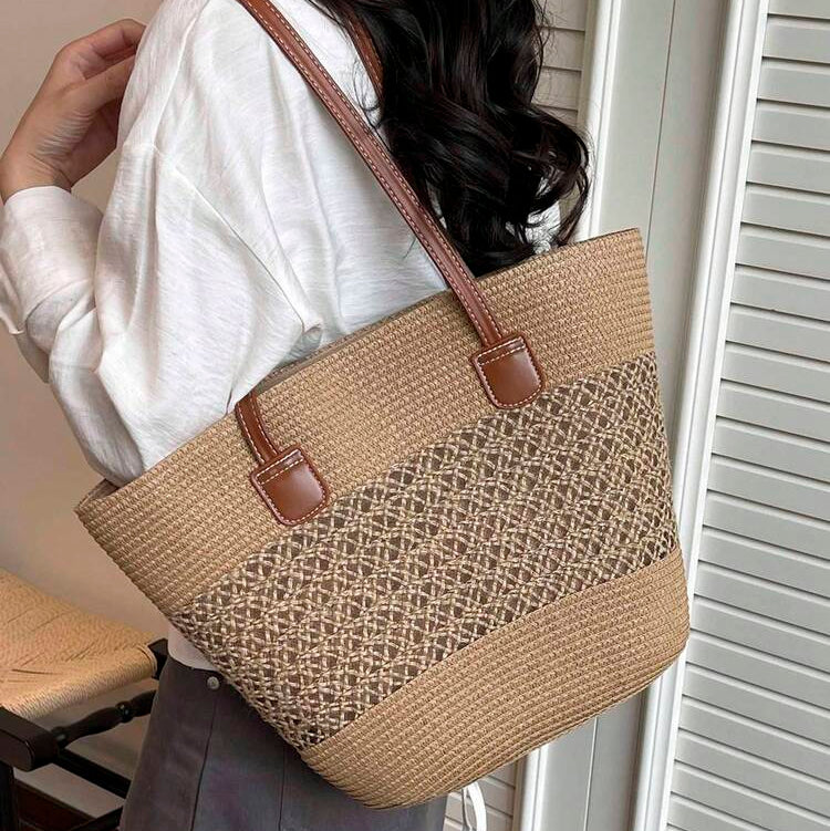 Straw Shopper