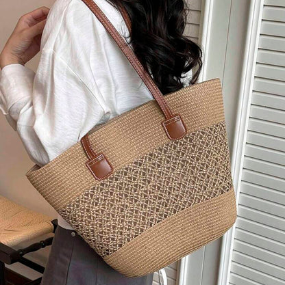 Straw Shopper