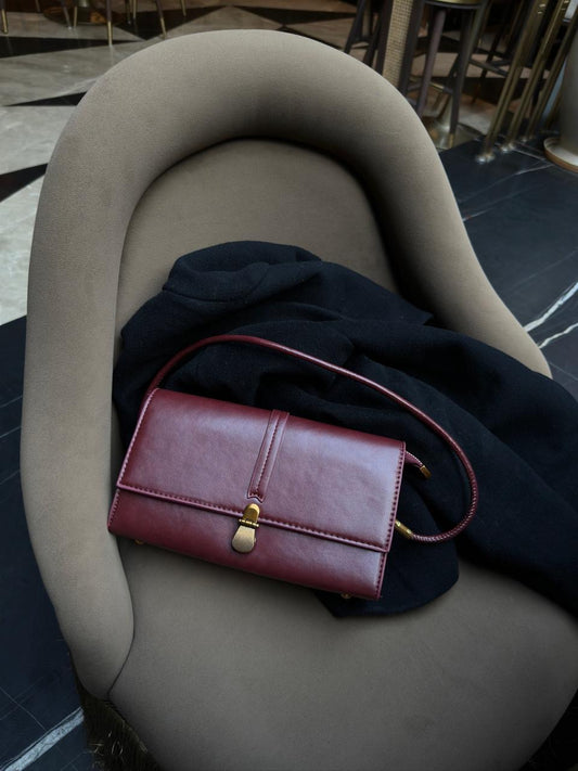 Everline Shoulder Bag